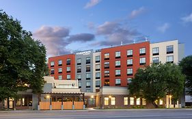 Four Points By Sheraton Penticton At The Convention Centre